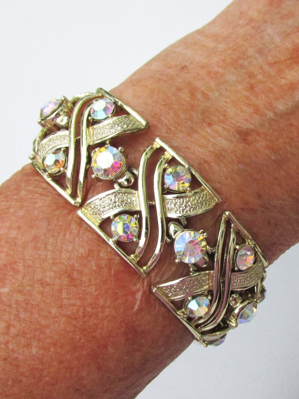 Vintage 1950s CORO PEGASUS Gold Tone X Link Aurora Borealis Rhinestone Bracelet